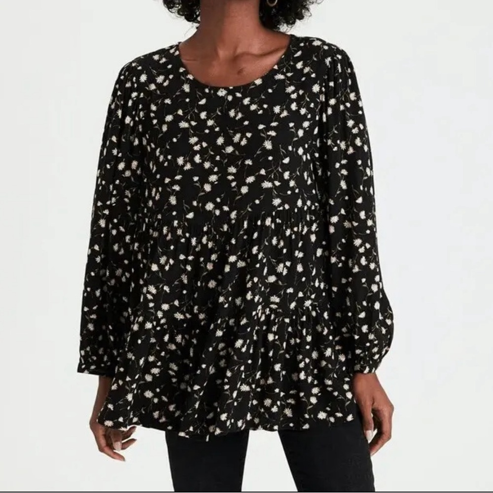 American Eagle Babydoll Open Back Tunic - XS black floral